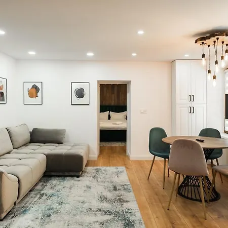 Rope Street Estate Picturesque Brassó