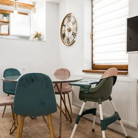 Rope Street Estate Picturesque