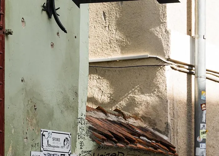 Rope Street Estate Picturesque Braszów