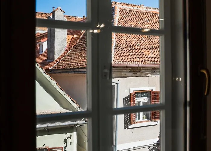 Апартаменты Rope Street Estate Picturesque Брашов