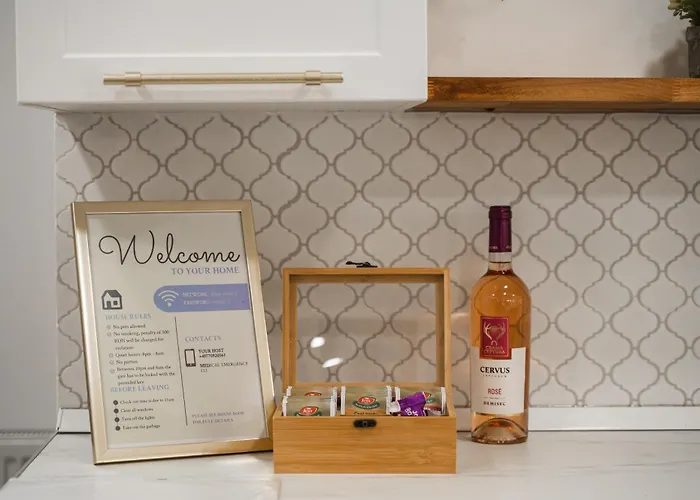 Rope Street Estate Picturesque