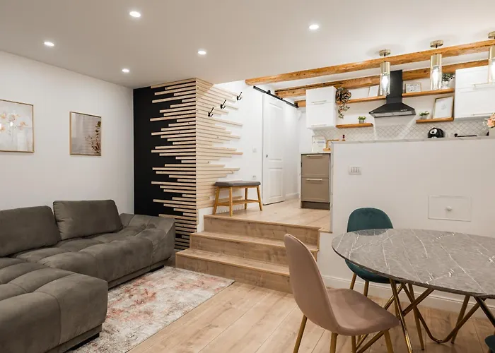 Апартаменты Rope Street Estate Picturesque Брашов